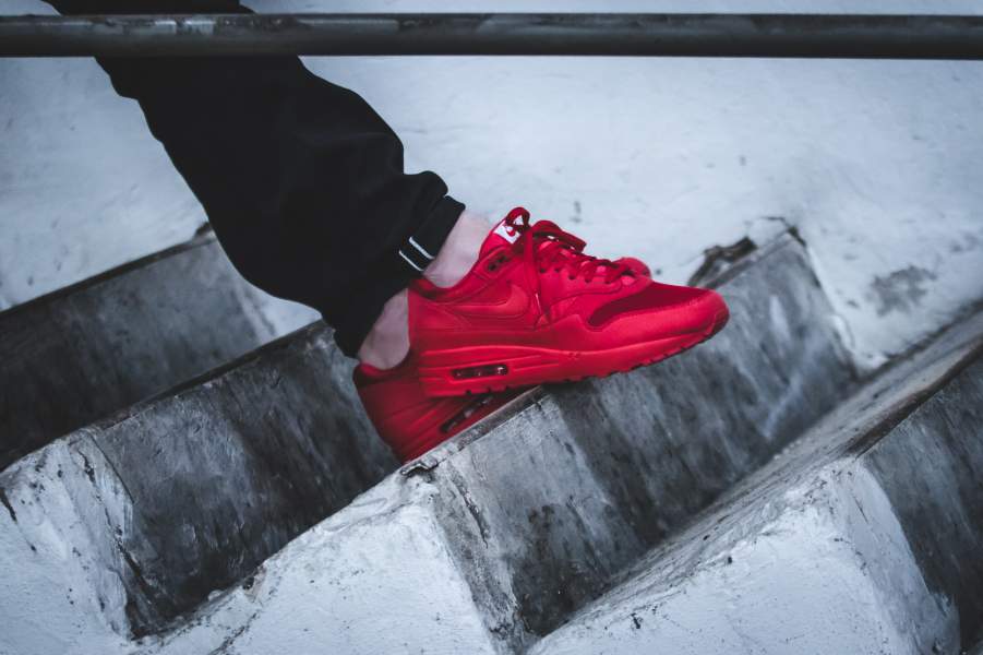 nike air max 1 tonal red