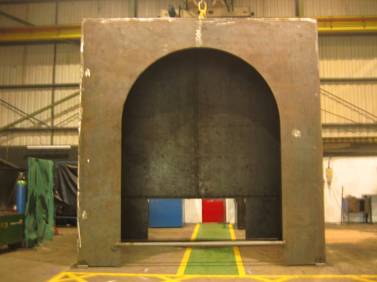 HolmeSteelFab's tweet photo. We have a team of Skilled #Craftsmen who are trained to carry out site #Installation of various size projects including
#handrail #platforms https://t.co/rKUz9uis69