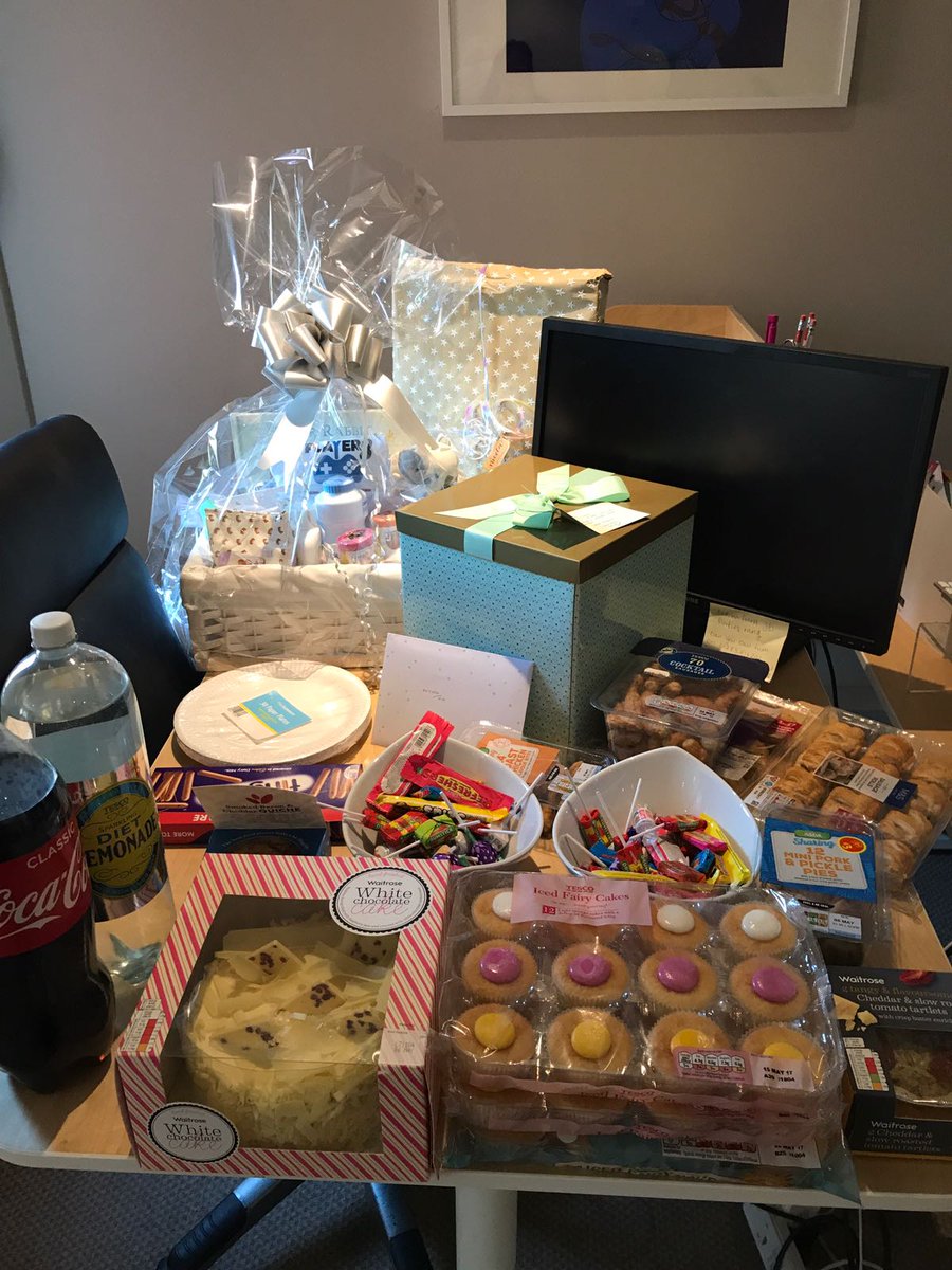 ClickyMedia's tweet photo. Today is all about a mini baby shower for mum-to-be @NicolaClicky before she heads off on maternity leave! Cake, anyone? #clickylife https://t.co/E81Pj9S6MP