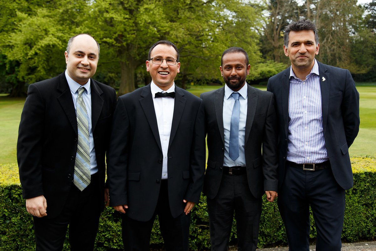 uniofbedsnews's tweet photo. .@uniofbeds PhD students @JolelMiah & @Hamdi_Lemamsha honoured at Student Experience Awards: https://t.co/U2NoOB1yHe #VCSEA17 #BedsNews https://t.co/J5TIKYIpDG