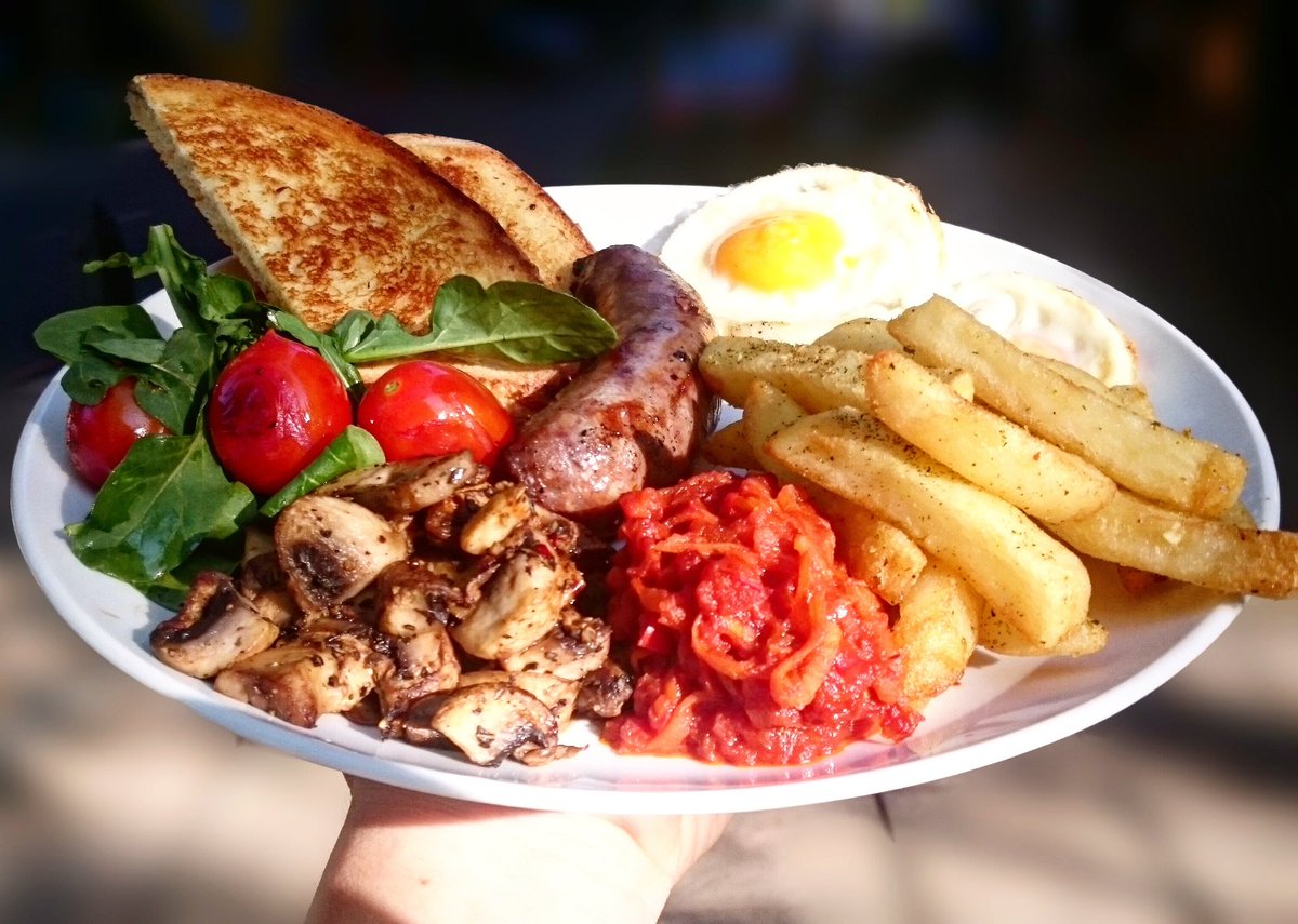 Need Mother's Day plans? Book your table and join us and make this day extra special for your mom. A delicious breakfast awaits!