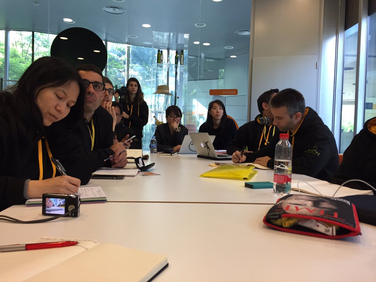 Lapsob's tweet photo. Starting day 3 with food and science research @FundacioAlicia #ImagineBCC #foodtech https://t.co/mxh1DrlXRc