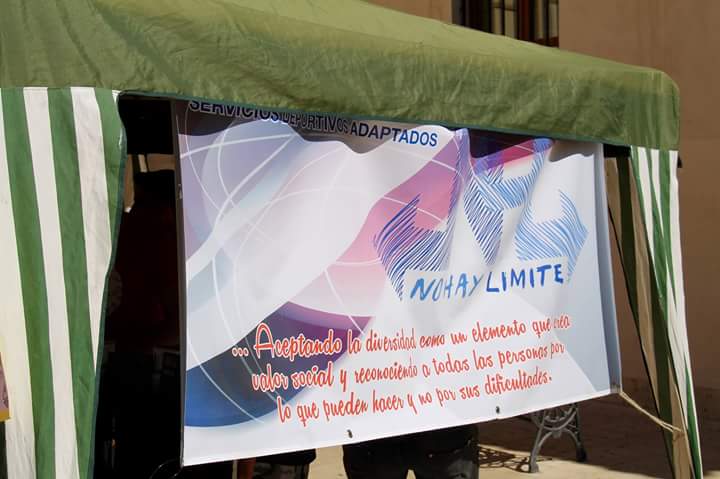 nohaylimiteyecl's tweet photo. Alumnos de 2°Bach IES "AZORÍN" con su #ProyectoEJE interactúan con EMPLEA-T visión emprendedora en el mundo laboral con #FinSocial ¡Gracias! https://t.co/ZxBW2pWvTs