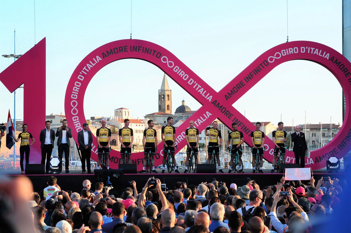 AriannaDaGa's tweet photo. Si comincia... forza amore 💕🎀@enricobattaglin e in bocca al lupo a tutto il team #lottojumbonl 💪🏻🍀🎀 https://t.co/ernY8HslPK