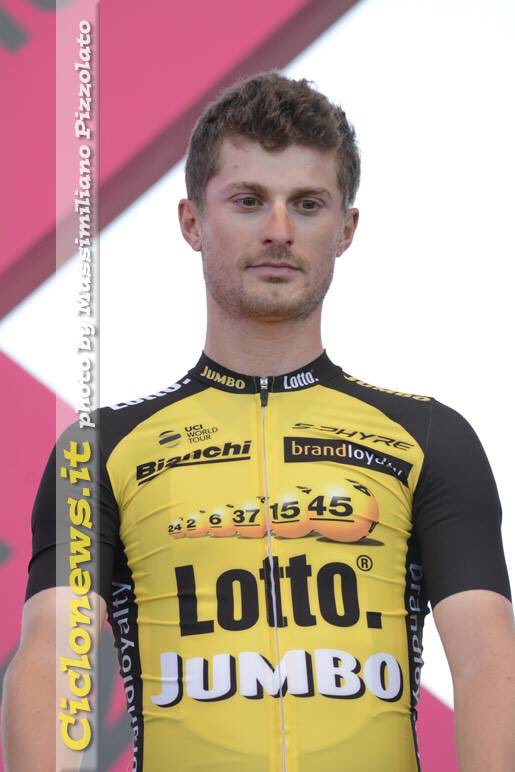 AriannaDaGa's tweet photo. Si comincia... forza amore 💕🎀@enricobattaglin e in bocca al lupo a tutto il team #lottojumbonl 💪🏻🍀🎀 https://t.co/ernY8HslPK