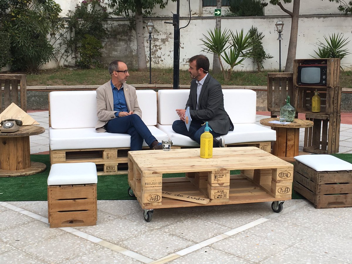 fetamidatv's tweet photo. Seguim en directe des de Sitges amb el seu batlle @MiquelForns #BTSitges cobrim el #NextSitges2017 @sitgesnext https://t.co/f47UPTSwIh