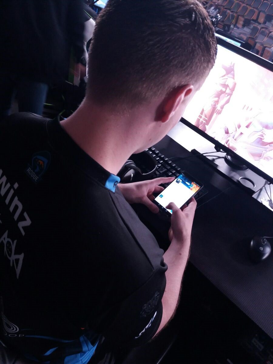 Rogue_winz's tweet photo. I'm all set. The Koreans have no clue what's coming. https://t.co/C2r3SfCehE
