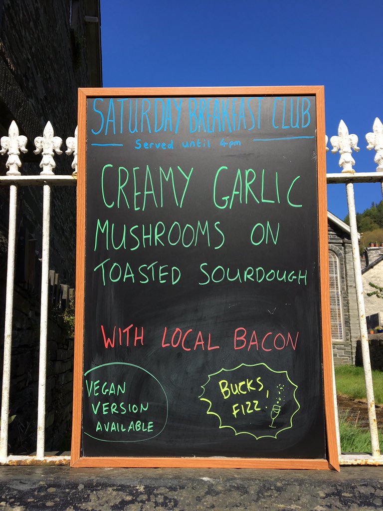 AndyandAdams's tweet photo. #saturdaybreakfastclub #coolcorris #localfood https://t.co/ZPUazej67f