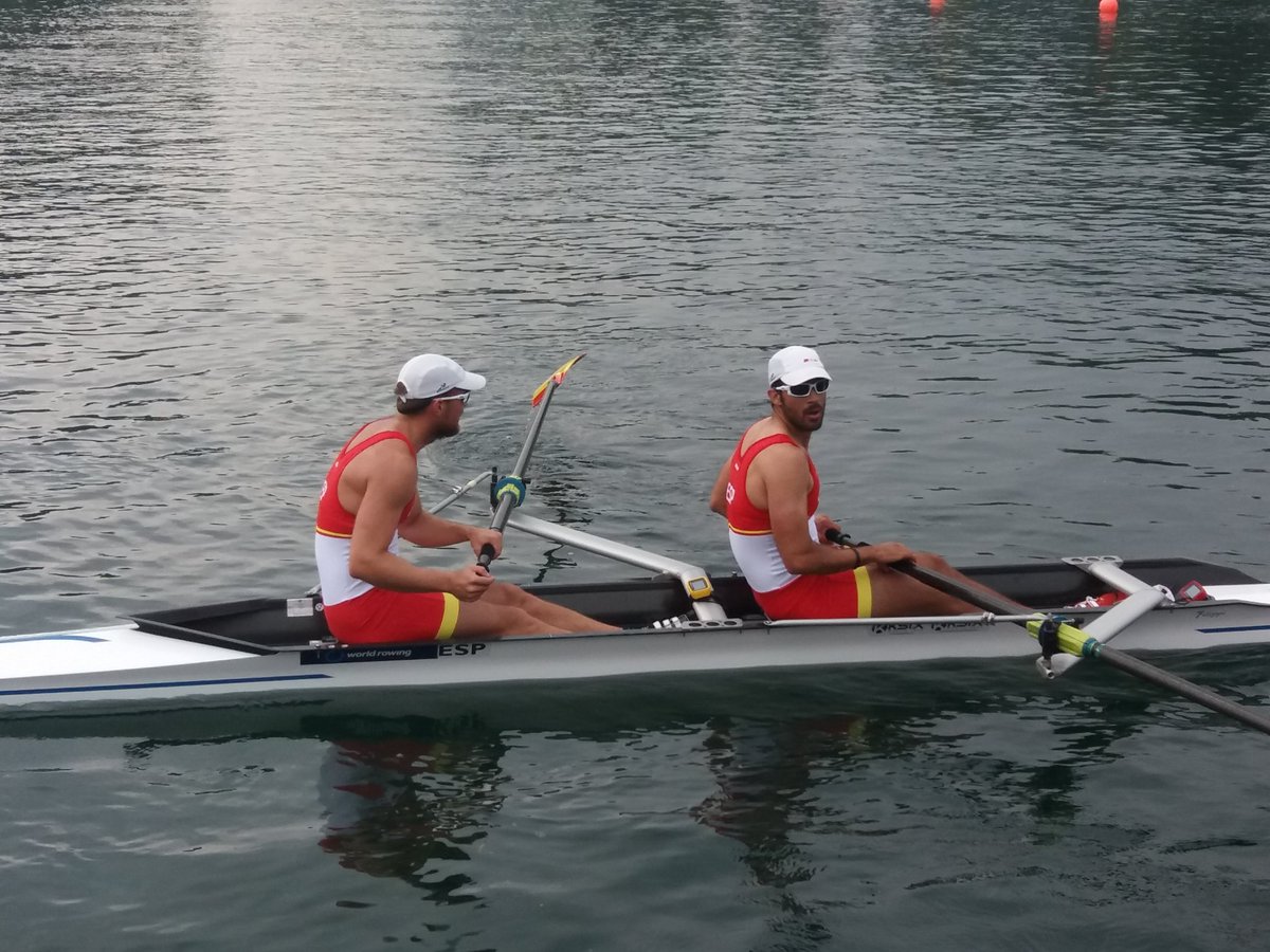 fed_esp_remo's tweet photo. Resultados de la eliminatoria del M2- de @pauvema y @alexsigur .
3° posición y clasificado para semifinales.. https://t.co/WMAzwy3kuc