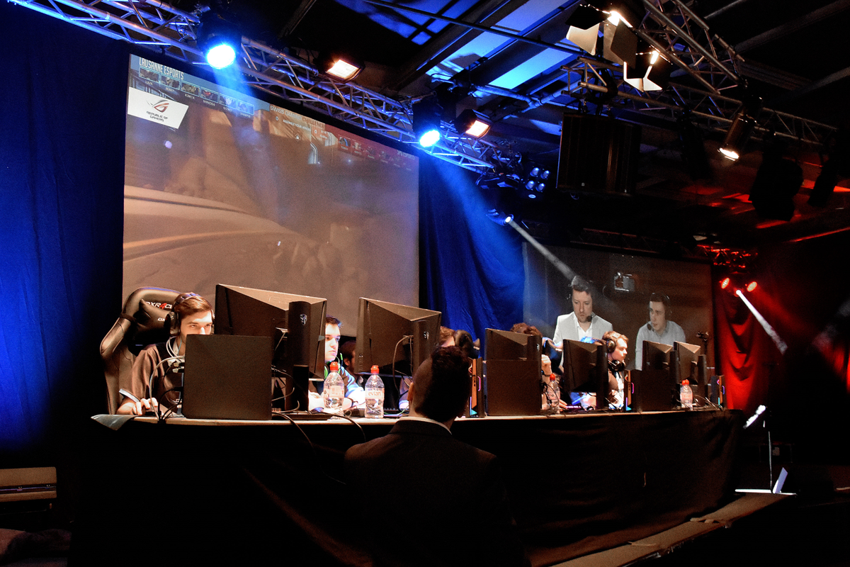 SPGesports's tweet photo. Throwback to the grand final of the #swissGC. https://t.co/iwFg4NNjwm