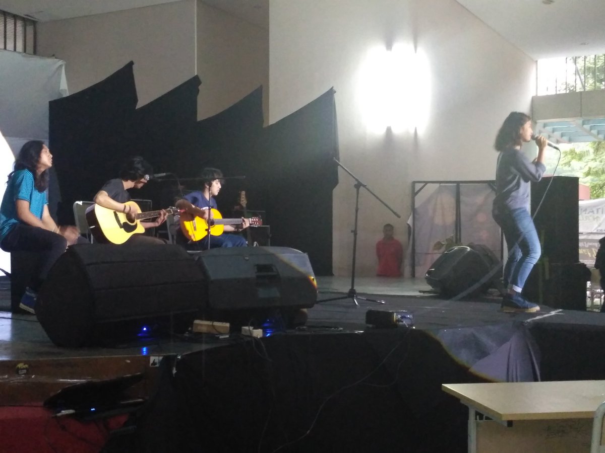 Perform MIMIKRI at #MovestFashionday