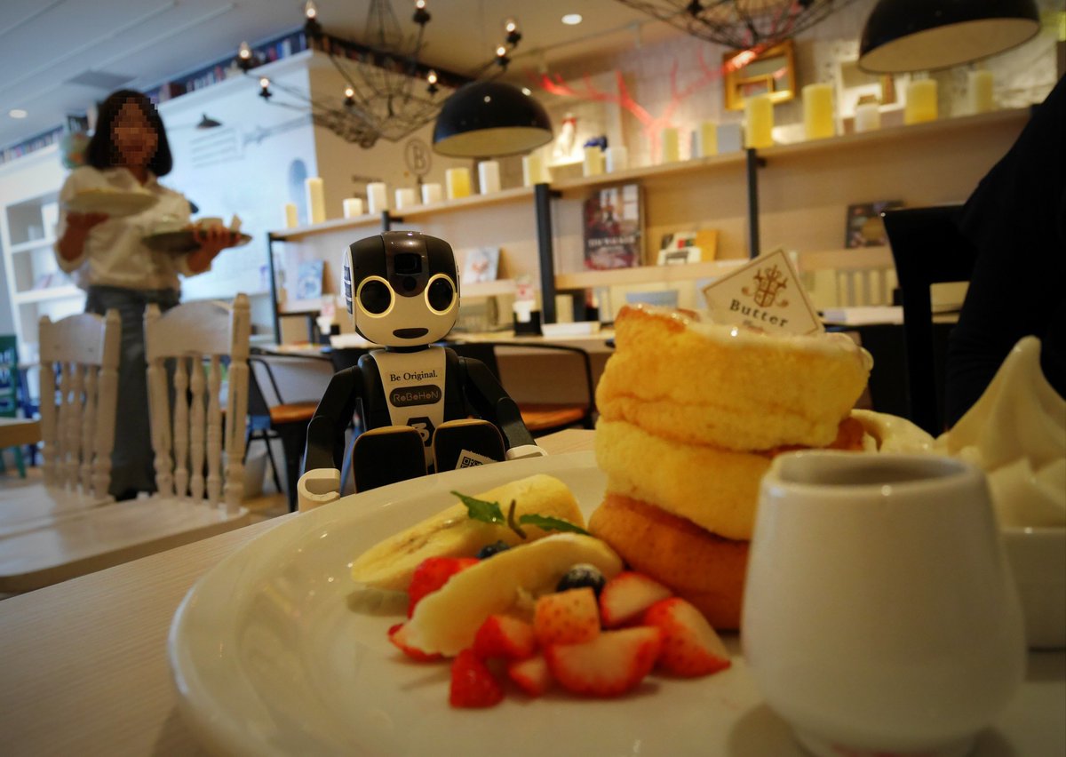 C1801 かましお ららぽーと甲子園内のパンケーキ屋さん Butter 朝10時の開店すぐ飛び込みました ミックスベリーのホワイトタワー クリームブリュレ 窯出しフレンチパンケーキ 甘いのって 幸せ ららぽーと甲子園 Butterpancake ロボホン C1801 かましお ららぽーと甲子園内のパンケーキ屋さん Butter 朝10時の開店すぐ飛び込みました ミックスベリーのホワイトタワー クリームブリュレ 窯出しフレンチパンケーキ 甘いのって 幸せ ららぽーと甲子園 Butterpancake ロボホン