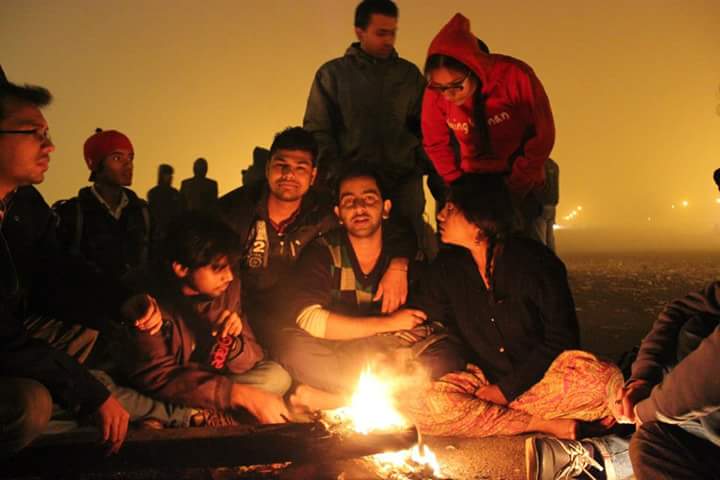 abadityas's tweet photo. One memorable moment of my life 
#DaminiProtest
#PesidentHouse #18December 
#chilledNight 
#ProtestLife https://t.co/RpSLw65ooW