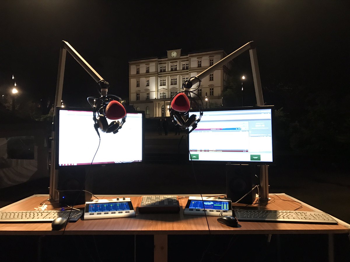 Danke @DHDaudio für diese geniale Technik! #openair #studio #99drei