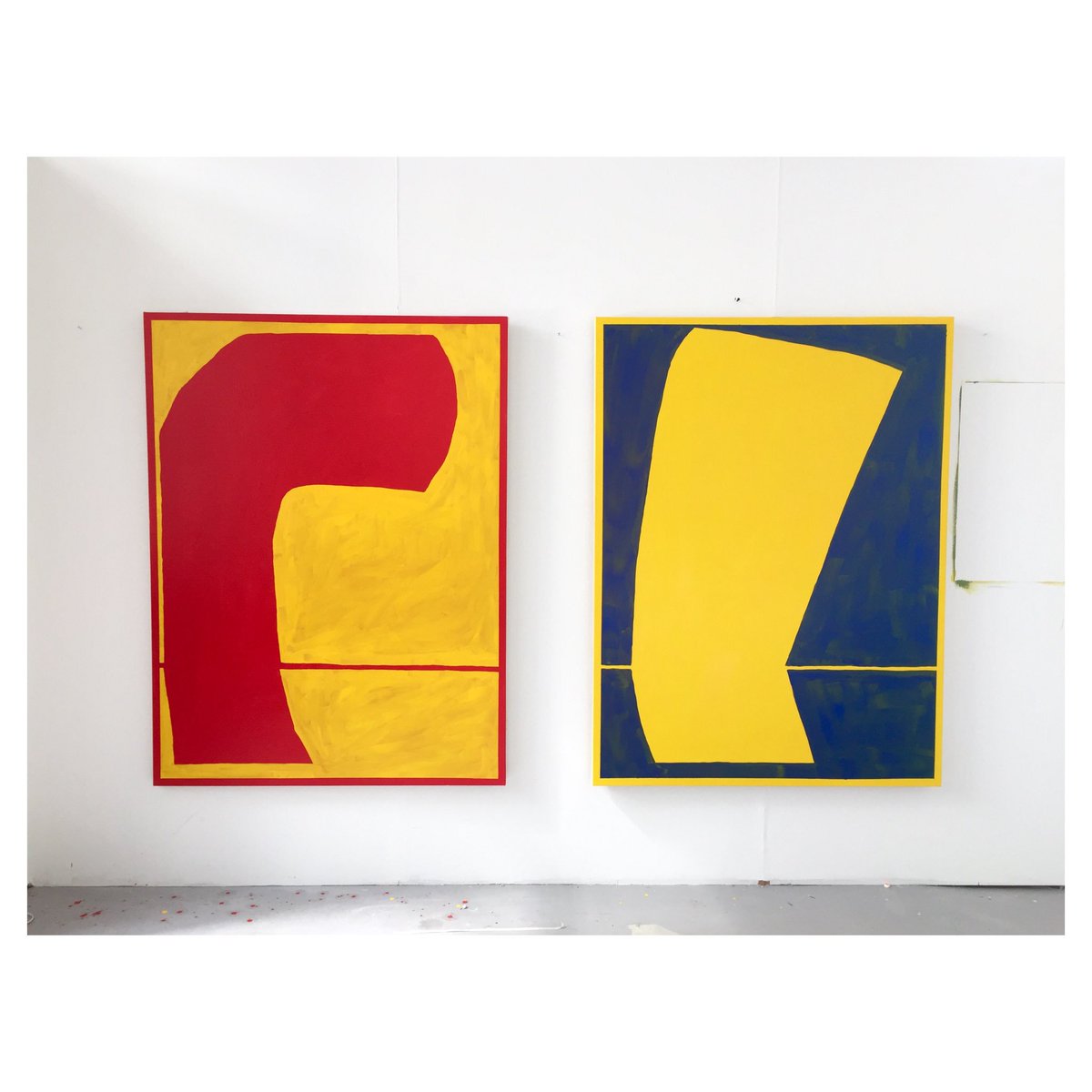 jessicapaint's tweet photo. Want to see these paintings in the flesh? Then head to @GeraldMooreGall tomorrow for the opening of Mary Blinky Jessica Yay from 12-4pm https://t.co/8i0cz0C8AI