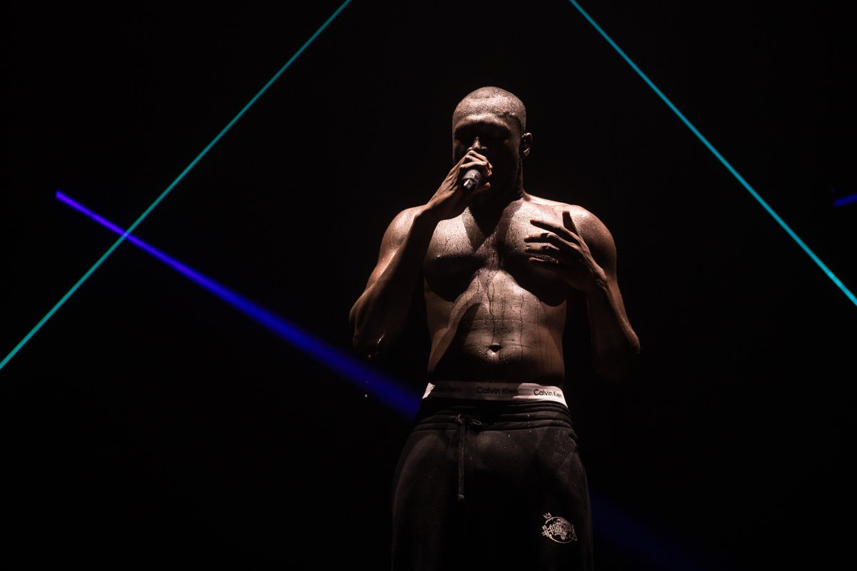 MTVUK's tweet photo. Review: @A2Artist &amp; @Stormzy1 live at Brixton Academy 03/05/2017 >> https://t.co/iVJ38z2RR3 https://t.co/cyG168ViaS