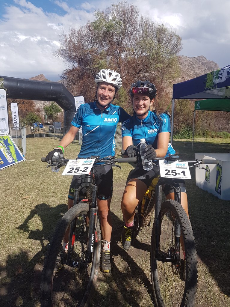 gravelandgrape's tweet photo. First Ladies in is team Junto @NickyGiliomee @cathwilliamson https://t.co/P0cuB9gM5x