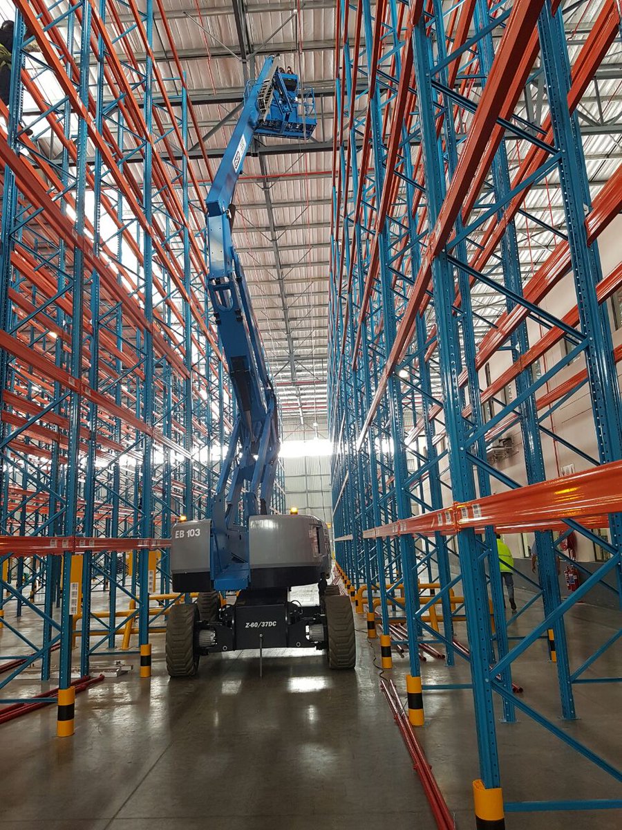 _AccessSolution's tweet photo. Is your warehouse shelving narrow as *#@%? No stress we have a solution to solve all your skinny problems! Call us on 010 594 4357. #Goscor https://t.co/KJAlphcnJV