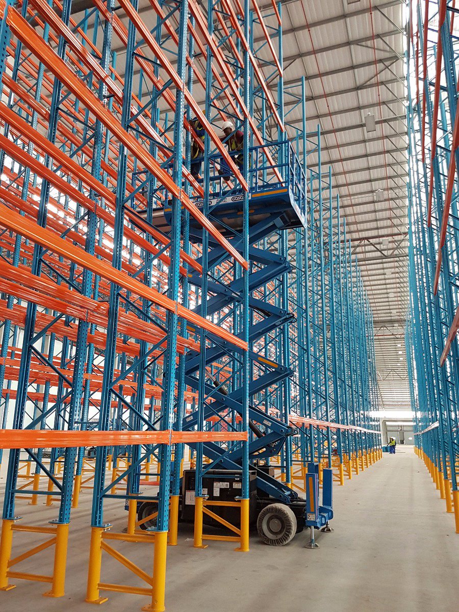_AccessSolution's tweet photo. Is your warehouse shelving narrow as *#@%? No stress we have a solution to solve all your skinny problems! Call us on 010 594 4357. #Goscor https://t.co/KJAlphcnJV