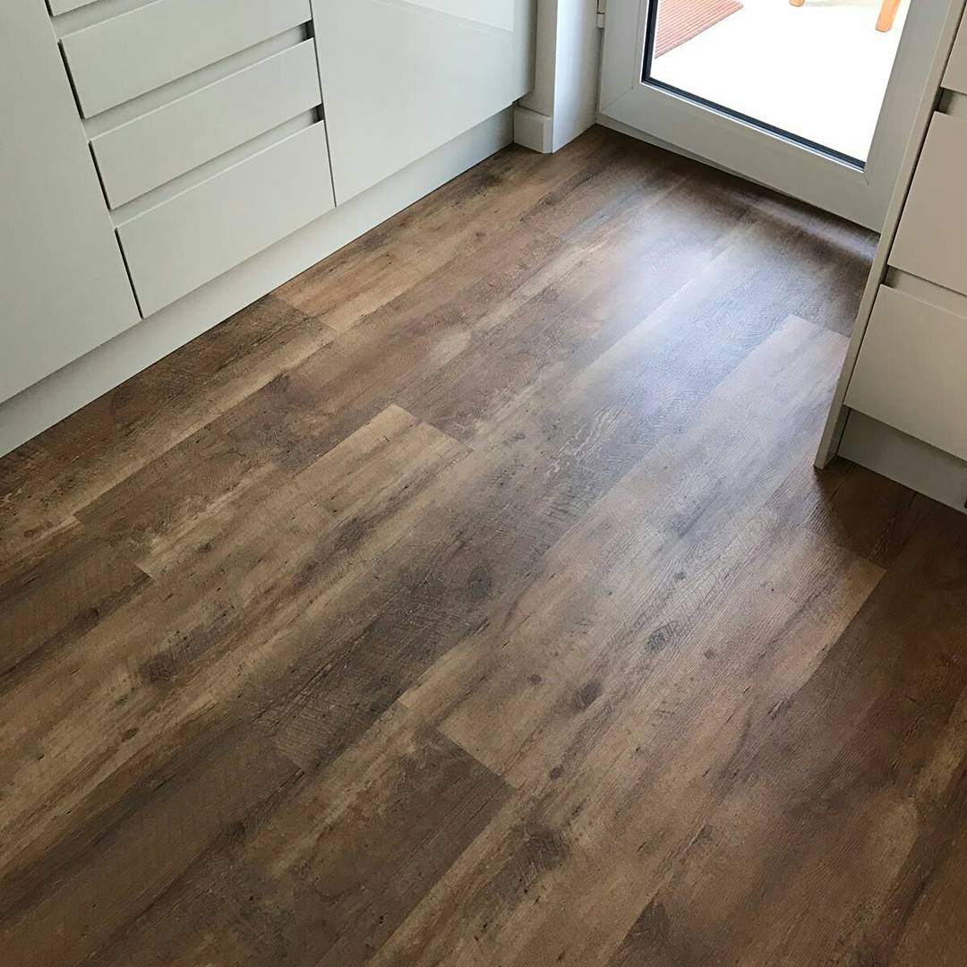 adamdw1974's tweet photo. Tarkett iD Essentials 30. Primary Pine Natrual. @TarkettUK @GroupTarkett #localbusiness #HaylingIsland #flooring #walkerwilliamsflooring https://t.co/mOa370aIzL
