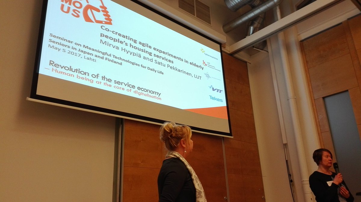 MerviHasu's tweet photo. @satu_pekkarinen @MirvaHyypia Co-creating agile experiments in elderly people's housing services. Joint seminar #Kumous #Metese @ROSERobotic https://t.co/xIBdGrGAOh