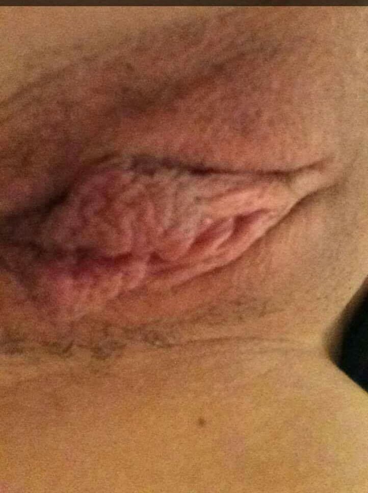snap_zTitia's tweet photo. Hmmm j'envoie des nudes au 20 premier qui m'ajoute sur snap🔞🔥
Mon snap -----> ztitia  💦👅 https://t.co/Pzz3cYFrzs