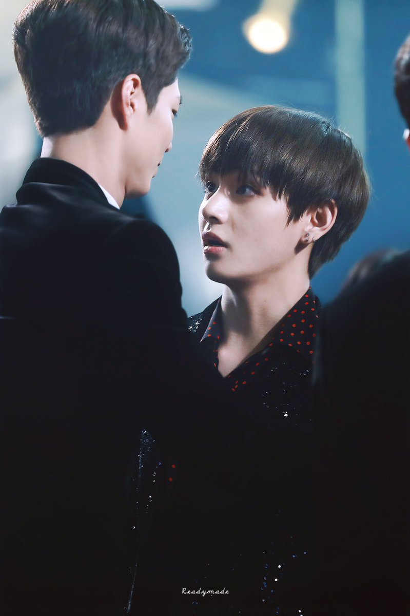 reemahamad333's tweet photo. His look at him is cute
@BTS_twt 
#BTSBBMAs️ 
Vote https://t.co/sa3pfW7gnI