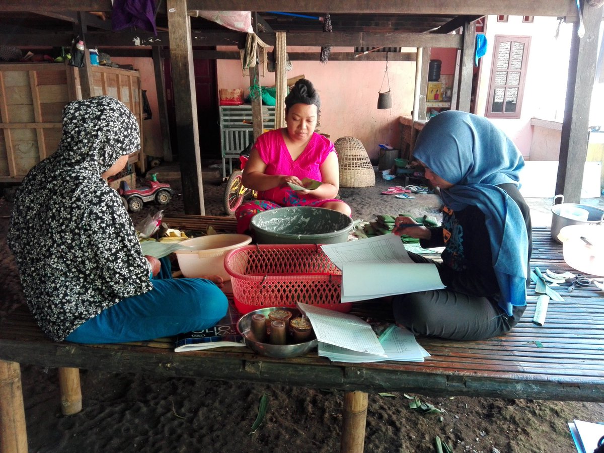 uyhujie's tweet photo. Aktivitas TPD Survey AOS di Kelurahan Lakkang Kota Makassar, 05/05/2017
@ccdpifad 
@mzulficar https://t.co/HUEpYNe3jb