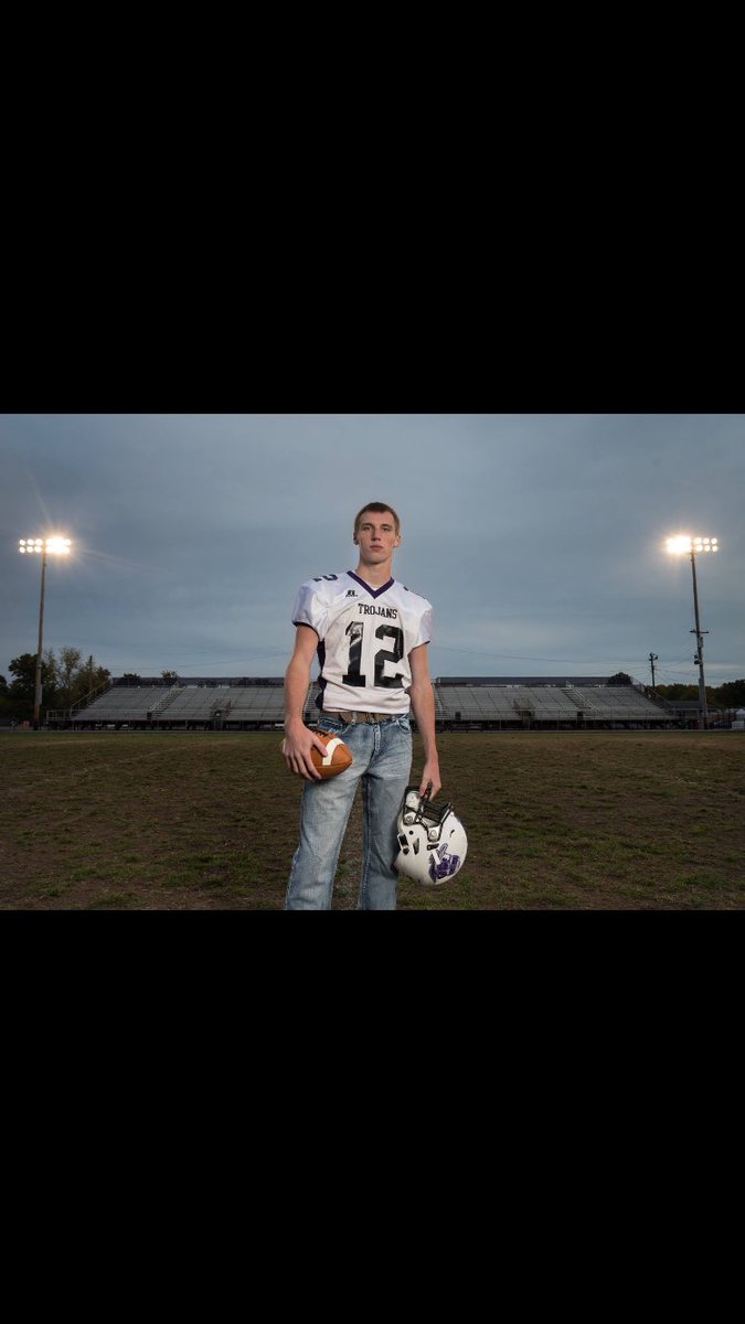 SparkyinCincy's tweet photo. Happy#18th Birthday to my Son @evanshirley14. It's been a pleasure watching you grow into a man. Your Sister, Mother&amp;I are very proud of you https://t.co/3erI6516ag