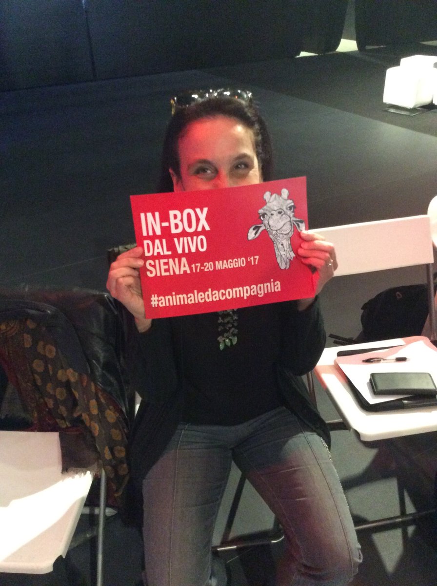 ReteInBox's tweet photo. Conosciamo i nostri #animalidacompagnia blu: Angela Torriani Evangelisti (Versiliadanza Teatro Cantiere Florida) https://t.co/O6dYbTcSxh