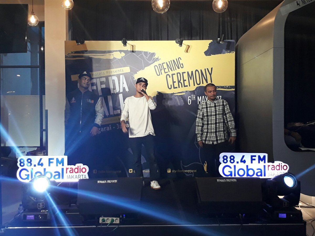 884GlobalRadio's tweet photo. Neo di #superencore https://t.co/kpzLNhy1bZ