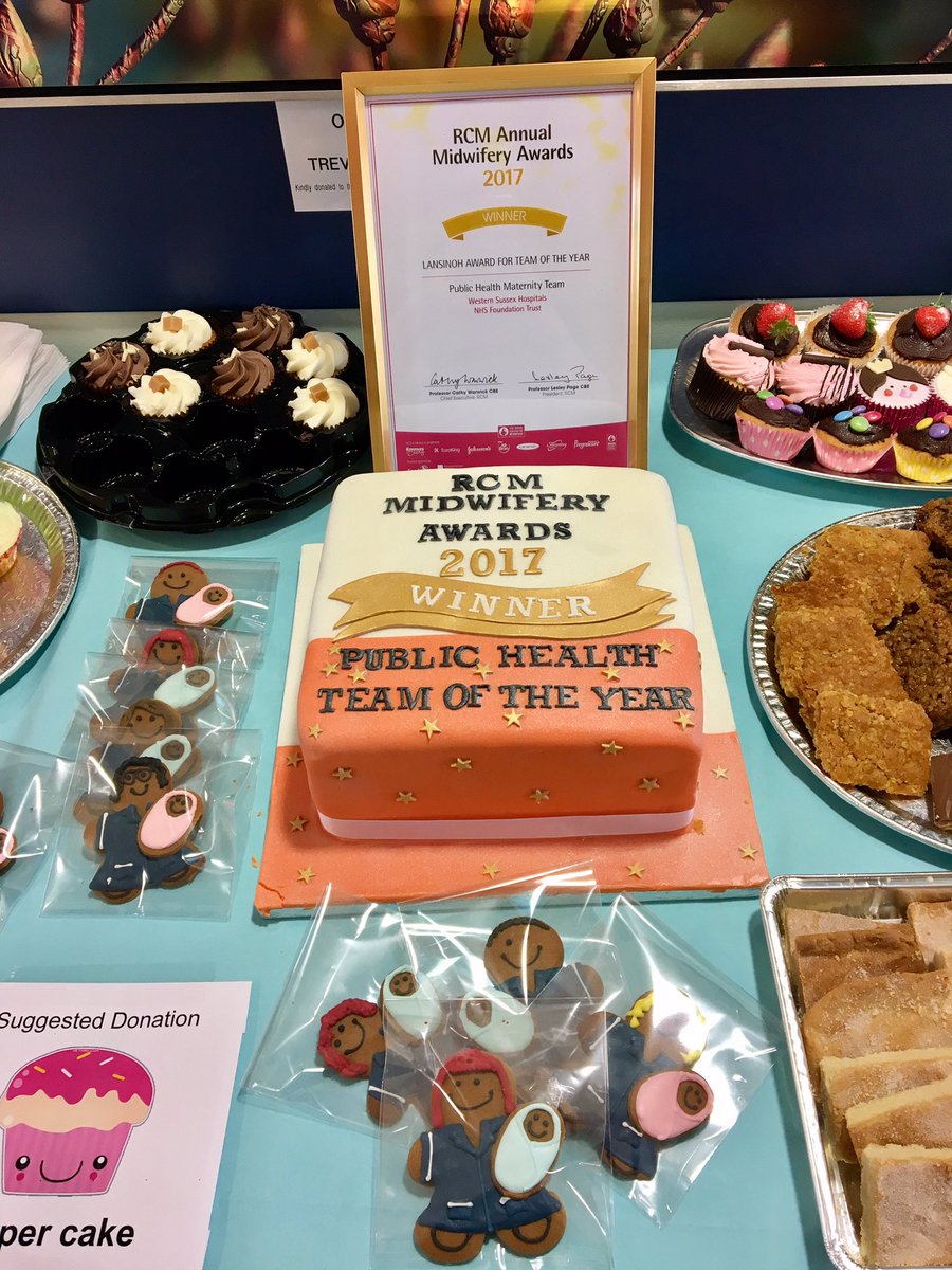 RCM_worthing's tweet photo. Happy International Day of the Midwife from @RCM_worthing branch! Join our Great Midwifery Bake sale 🎂 #IDM2017 @WSHTmidwives @westernsussex https://t.co/P0qHK2gJZs