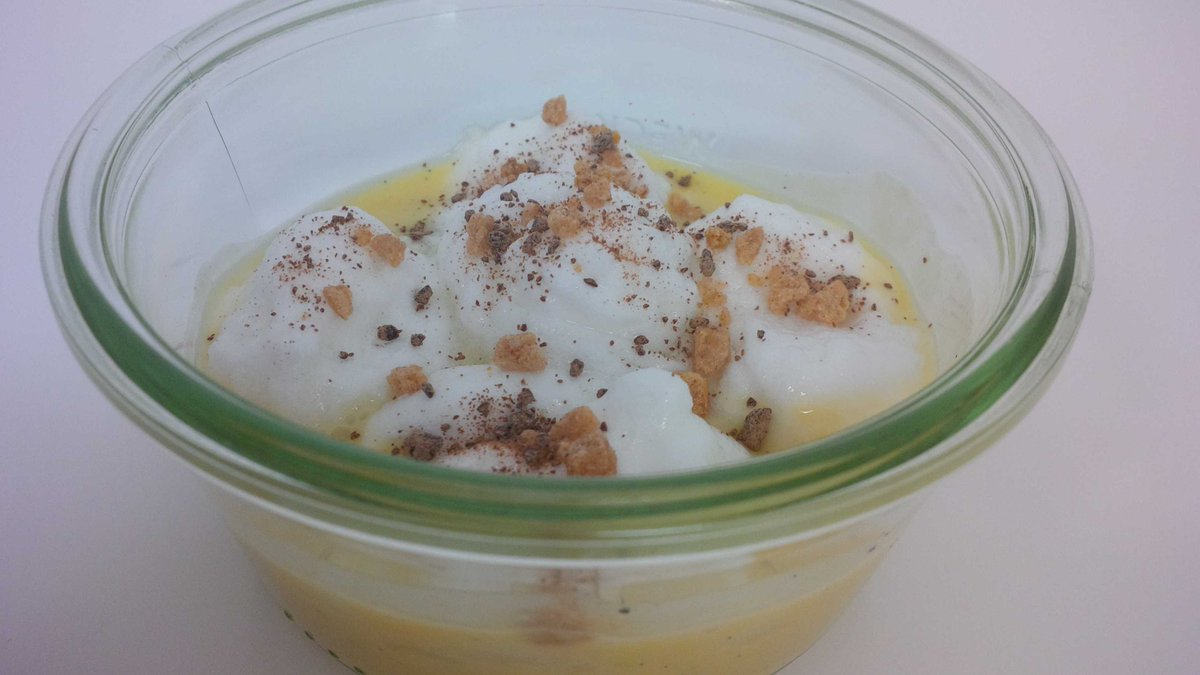 mysweetssaison's tweet photo. Île flottante maison en verrine individuelle https://t.co/q51WSo9PFR