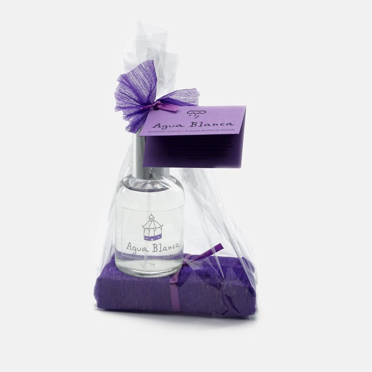 perfuibarrondo's tweet photo. ¿Vas despistado con el #DiaDeLaMadre?Toma nota para no fallar 😁😍
#aguablanca #vitoriagasteiz #perfume #complementos #moda https://t.co/6v7gzndJuY