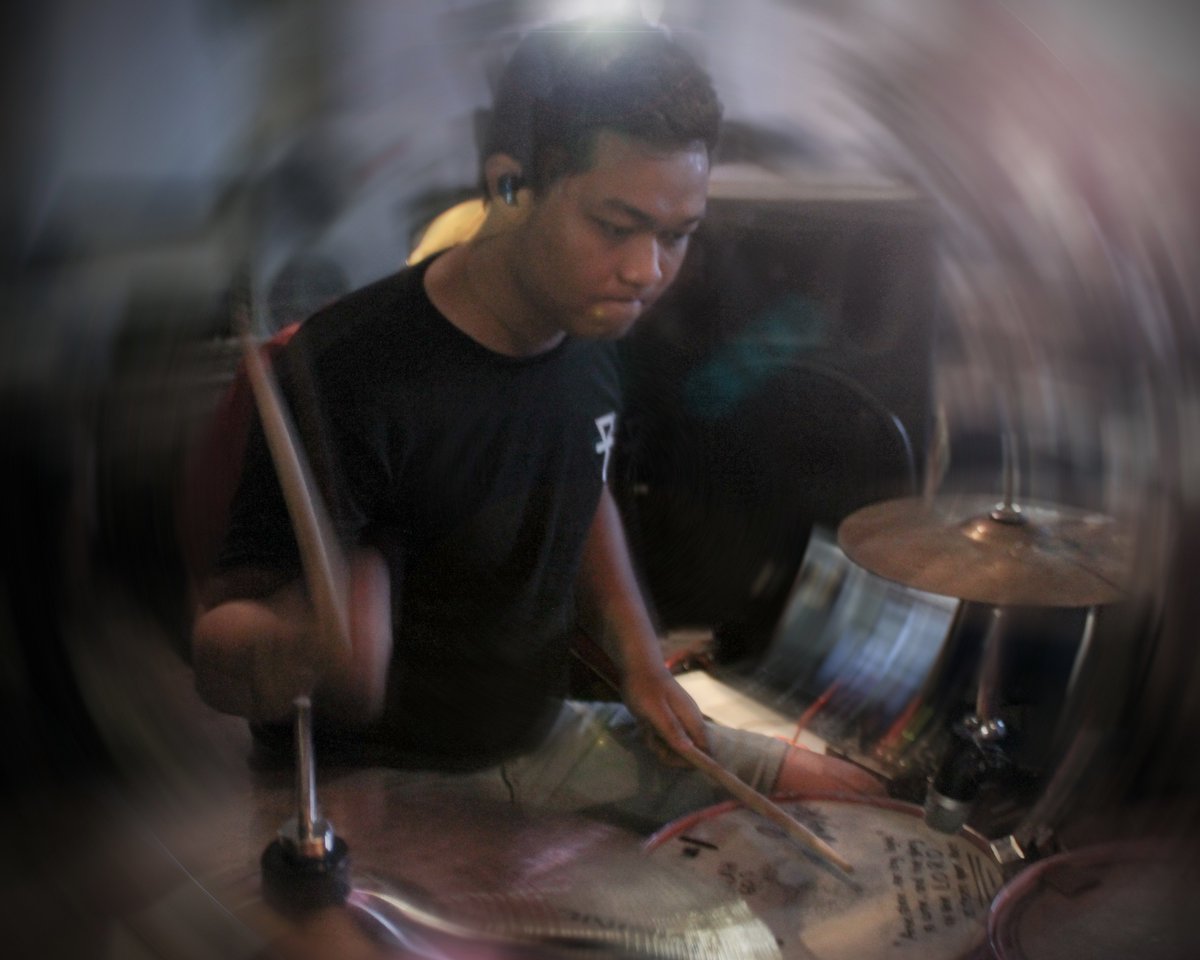 Undersky Official tweet media