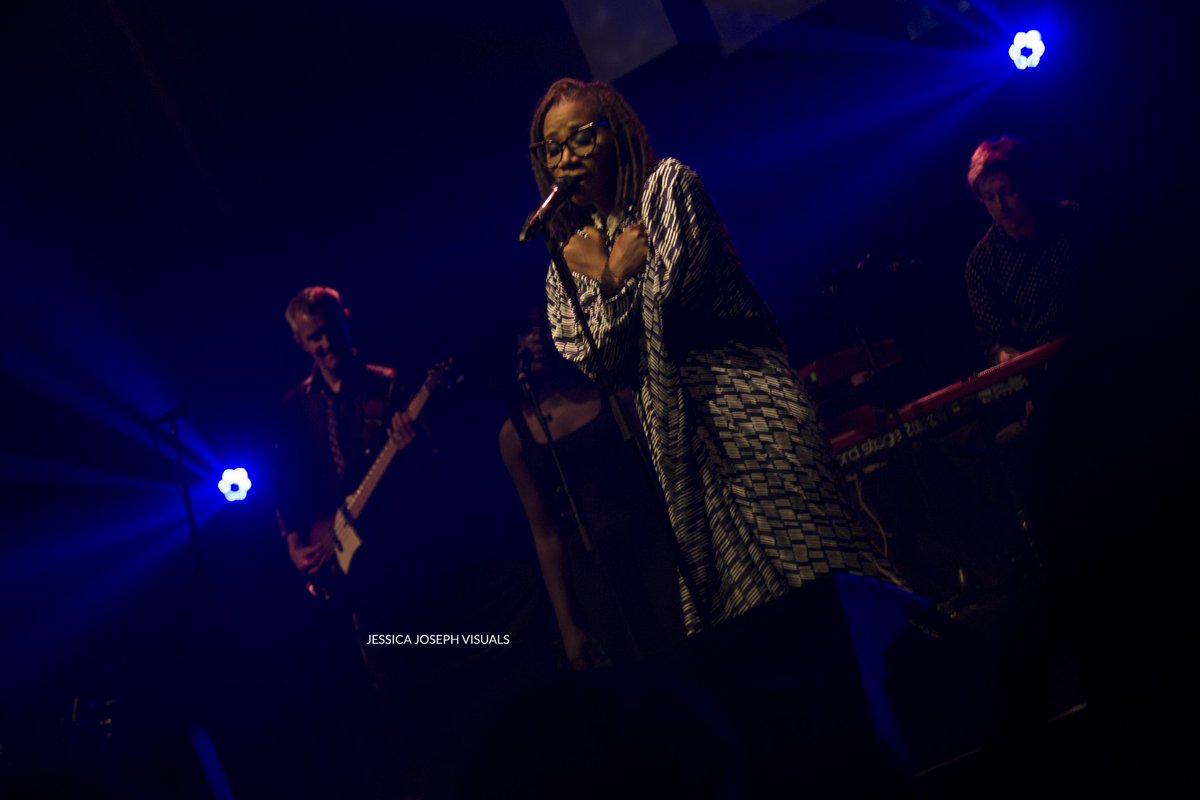 JessTheGifted's tweet photo. #AsaLiveInLagos #AsaEncore https://t.co/i5E9bhSRlZ