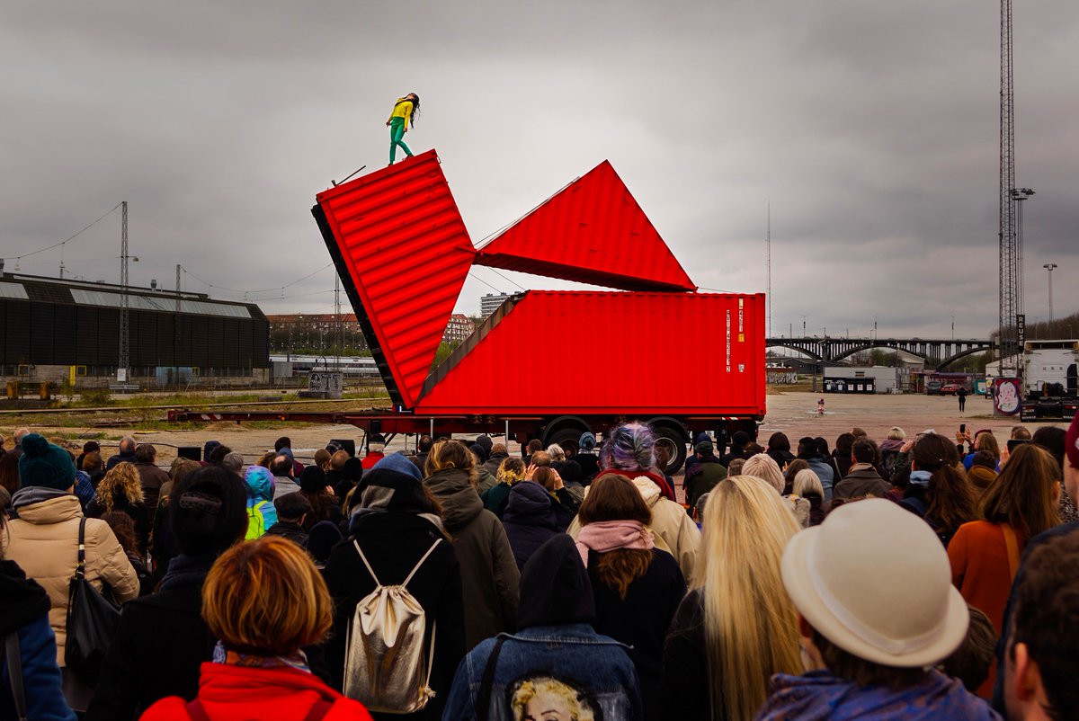 AerowavesEurope's tweet photo. #fbf more highlights from our #SpringForward festival last weekend! (Photo: Christoffer Brekne) @BoraBoraDans https://t.co/LKX1sem0W6