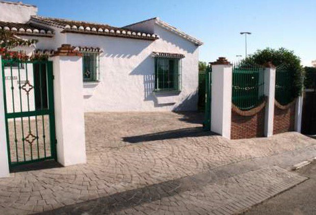 KongerProperty's tweet photo. Fab 2 bed Villa nr beach for short term rental near La Cala de Mijas #costadelsol #holiday #lacalademijas #beachlocation #greatprice #villa https://t.co/GoFnKRdMPU