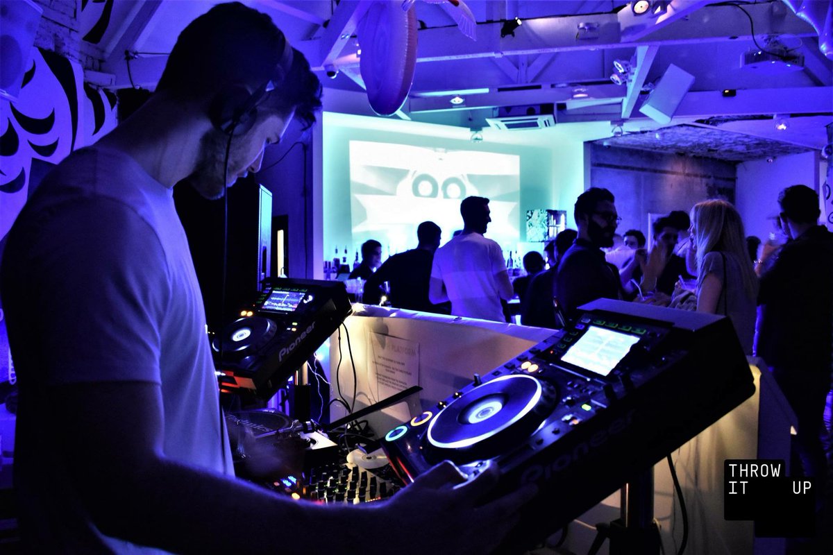 Big thanks to everyone who came along to #balmysunday to see me close the room, and to  <a href="/ThrowItUp_BLR/">Throw It Up</a>  for having me. #sundayfunday