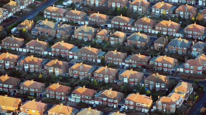 HowarthHomes's tweet photo. Town halls buy back Right-to-Buy homes https://t.co/u2dVynApaw https://t.co/6t38k122KF