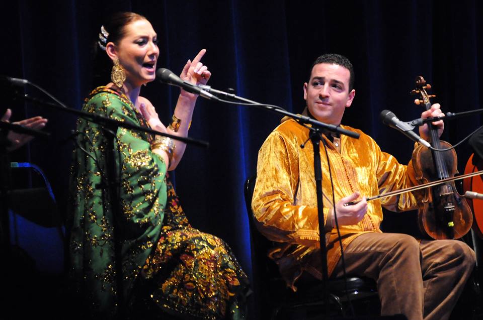 flamencofest's tweet photo. Recordamos a @marina_heredia y la Orquesta #Chekara actuando en el @TownHallNYC durante #FlamencoFestival #NY 2010, foto de @anapalma_foto https://t.co/X9llfuXDQq