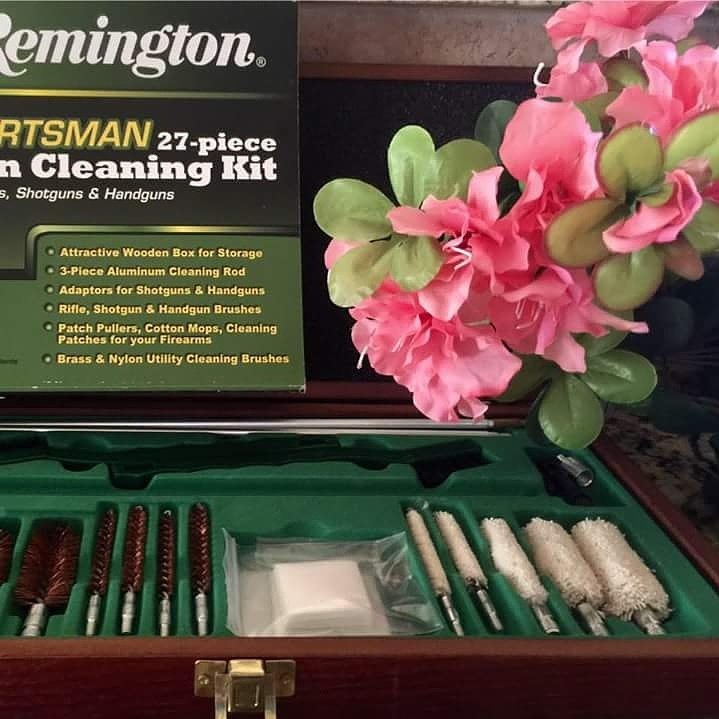 SpotOnGuns's tweet photo. This Mothers Day give mom the gift that keeps her protection clean. Under $20 #mothersday #remington #cleaningkit #spotonguns https://t.co/LrDXRkfF4s