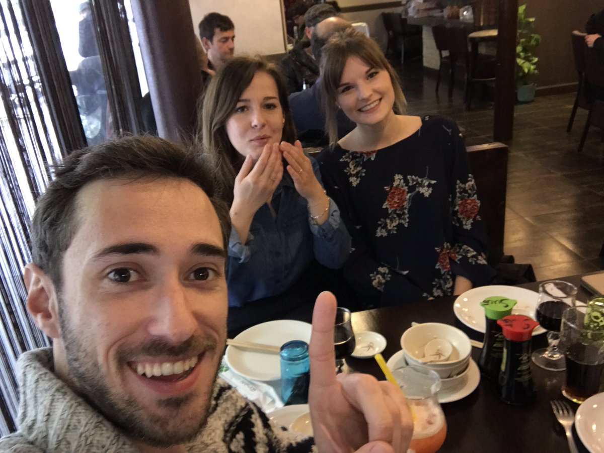 LudovicBvideo's tweet photo. Devinez avec qui je mange ! https://t.co/UOeHVEc0MU