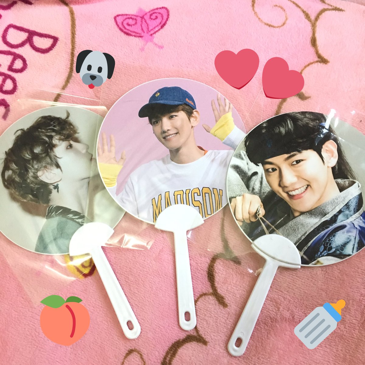 ffhqxt_'s tweet photo. แจกกวันเกิดเจ้าแบ้ก อ่านก่องเด้ออ🐶🌈💗แจกฟรี 3 อันรูปแรก สุ่มจากรี💫2แจกเหมือนกัน แต่ออกค่าส่งเอง30฿ใครจะเอาเมนชั่นมาเล้ยย🌝🌻 #HappyBaekhyunday https://t.co/i280ZxRm1p