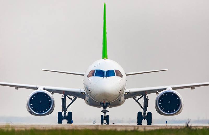 stable2kwon's tweet photo. Maiden flight of first China-made passenger plane #C919 important in aviation... https://t.co/JPlhA3fvyu by #XHNews via @c0nvey https://t.co/8npBKoUYll