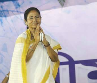 DebasishMazoom2's tweet photo. @MamataOfficial যেখানে মমতাময়ী, সেখানে আমি____ https://t.co/nfrZOapJUQ