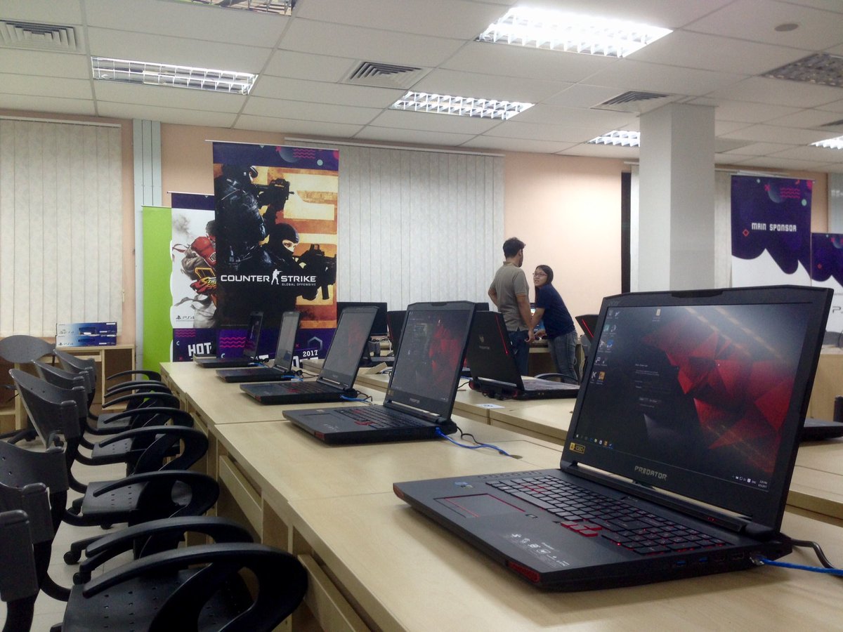 Hotshotz Asia 2nd University Qualifier [IIUM]

✔️ 6th May 2017 (Saturday)
✔️ 10am - 6pm
✔️ LR 14, Block D, Level 2, KICT IIUM Gombak