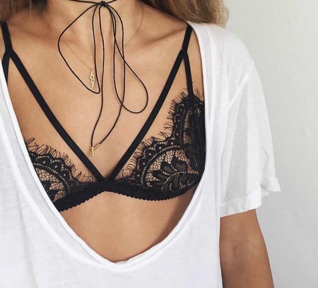 LOSTEDEJESSICA's tweet photo. shop our collection of lingerie for the cutest bralettes 🌹

only on https://t.co/U7JSLdhRQv by #astrologyIife via @c0nvey https://t.co/0sGbImfm7e