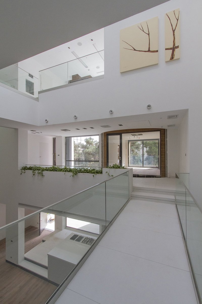 Historia_y_Arq's tweet photo. #Casa Sharifi-ha (#Darrous, #Teherán, #Irán)
#Nextoffice – #AlirezaTaghaboni
https://t.co/XNsJXqKRJW https://t.co/e0sJ6EAuk8