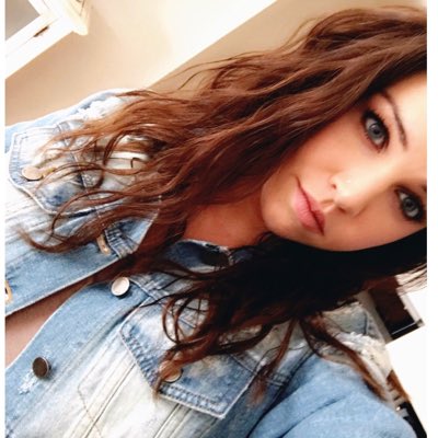ChelssDanielle's tweet photo. #NewProfilePic https://t.co/3ou15wYspU